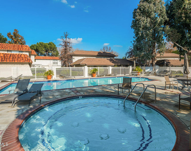 1137 Landsburn Circle - Photo Thumbnail 15