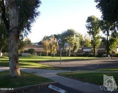 1137 Landsburn Circle - Photo Thumbnail 18