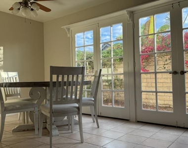 5430 Fieldcrest Drive - Photo Thumbnail 6