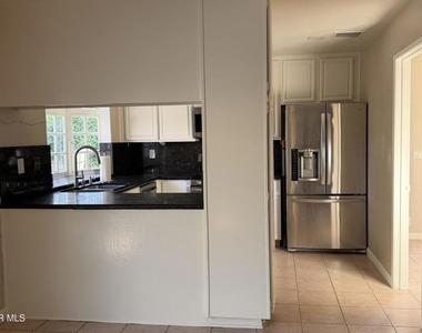 5430 Fieldcrest Drive - Photo Thumbnail 2