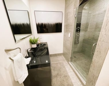 5300 E Waverly Drive - Photo Thumbnail 14