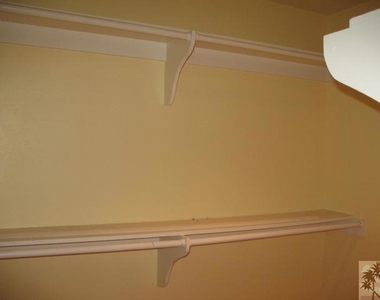 400 N Sunrise Way - Photo Thumbnail 9