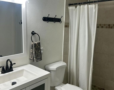 64610 Pinehurst Circle - Photo Thumbnail 4