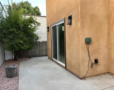 716 Portola Avenue - Photo Thumbnail 21