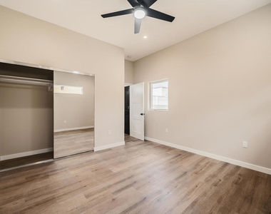 716 Portola Avenue - Photo Thumbnail 17