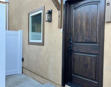 716 Portola Avenue - Photo Thumbnail 20