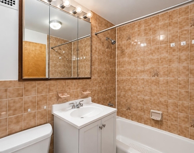 213 West 71st Street - Photo Thumbnail 10