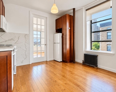 101 West 105th Street - Photo Thumbnail 8