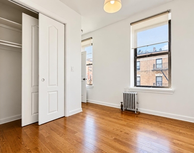 101 West 105th Street - Photo Thumbnail 4