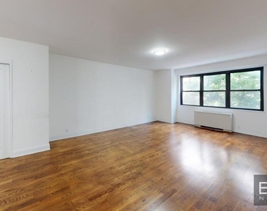 East 89th Street - Photo Thumbnail 2