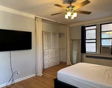 118-14 83rd Avenue - Photo Thumbnail 11