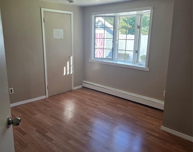 452 Jefferson Street - Photo Thumbnail 1