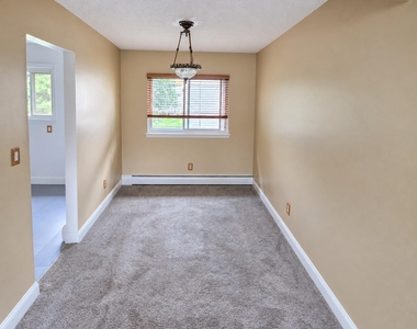 3 Fishkill Glen Drive - Photo Thumbnail 3