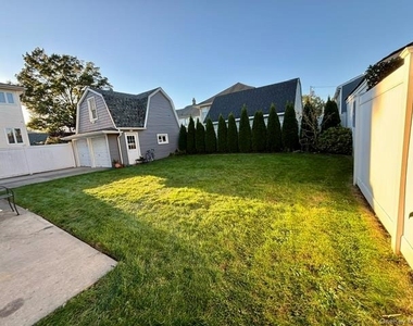 234 Garfield Avenue - Photo Thumbnail 15