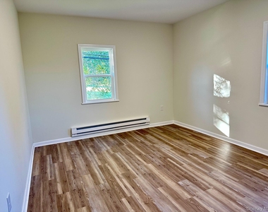 876 Pulaski Highway - Photo Thumbnail 6
