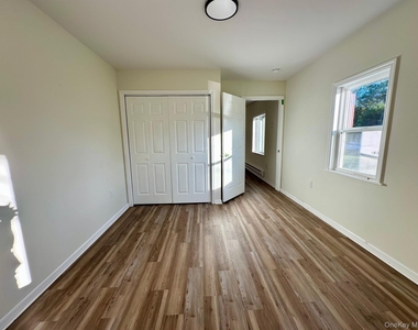 876 Pulaski Highway - Photo Thumbnail 11