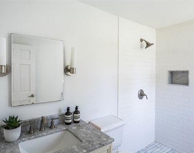 78 North Road - Photo Thumbnail 14