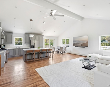 78 North Road - Photo Thumbnail 4