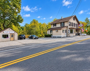 299 Peekskill Hollow Road - Photo Thumbnail 10
