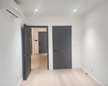 108-15 72 Avenue - Photo Thumbnail 14