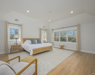 45 Columbine Avenue N - Photo Thumbnail 15