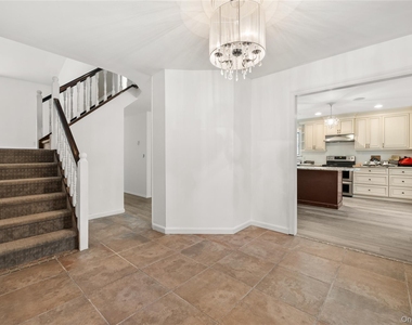 20 Hilltop Avenue - Photo Thumbnail 2