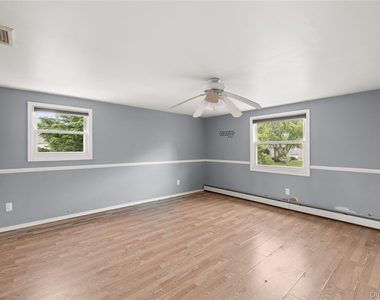 20 Hilltop Avenue - Photo Thumbnail 16