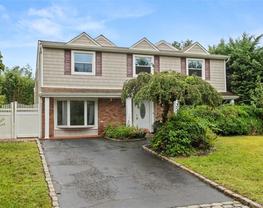 20 Hilltop Avenue - Photo Thumbnail 1