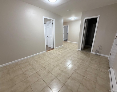 848 Sunrise Highway - Photo Thumbnail 7