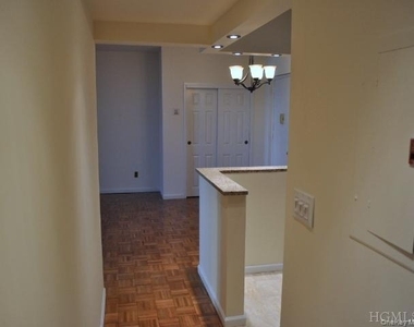 1250 North Avenue - Photo Thumbnail 10