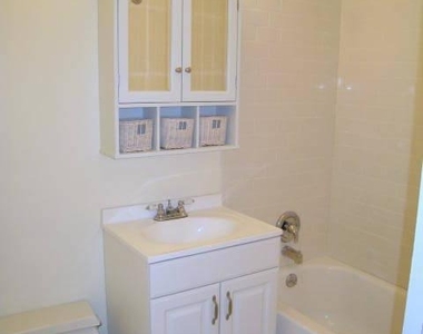 1250 North Avenue - Photo Thumbnail 13