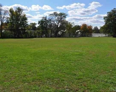 1250 North Avenue - Photo Thumbnail 21