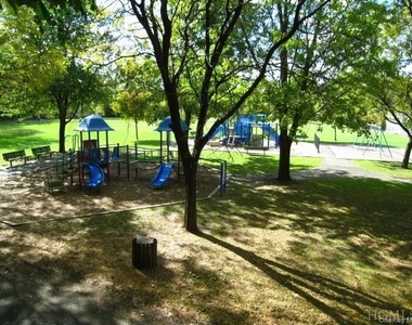 1250 North Avenue - Photo Thumbnail 20