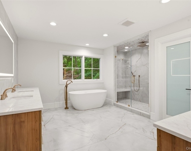 654 Caledonia Road - Photo Thumbnail 14