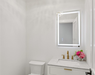 654 Caledonia Road - Photo Thumbnail 10