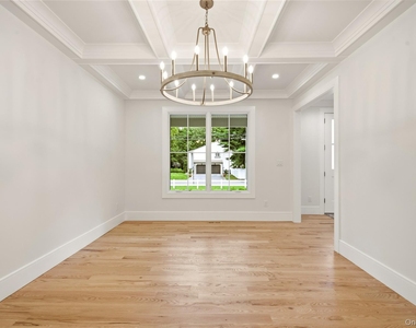654 Caledonia Road - Photo Thumbnail 6
