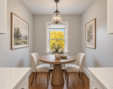 10 Oakridge Place - Photo Thumbnail 7