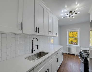 10 Oakridge Place - Photo Thumbnail 3