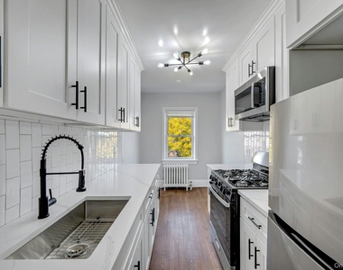 10 Oakridge Place - Photo Thumbnail 5