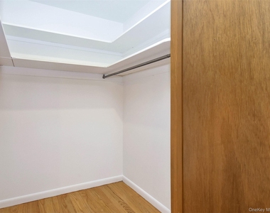 60 Smith Street - Photo Thumbnail 17