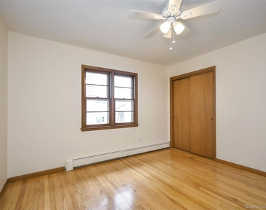 60 Smith Street - Photo Thumbnail 19
