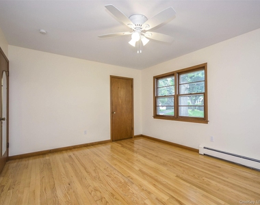 60 Smith Street - Photo Thumbnail 16