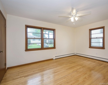 60 Smith Street - Photo Thumbnail 14