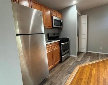 25 Knollwood Avenue - Photo Thumbnail 5