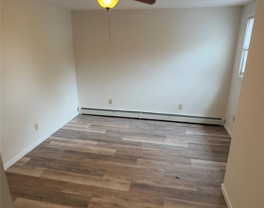 26 Benson Street - Photo Thumbnail 4