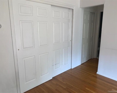 12 Charles Lane - Photo Thumbnail 8