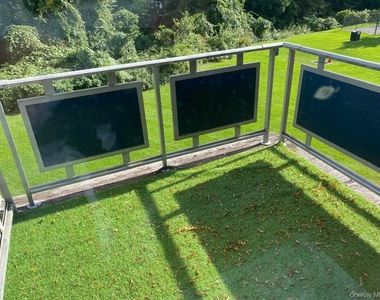 12 Charles Lane - Photo Thumbnail 13