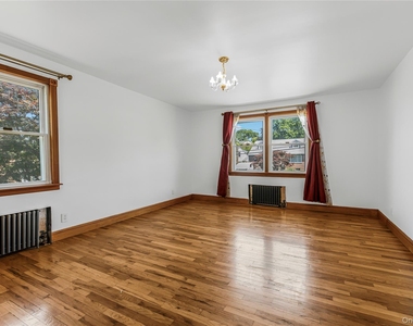 107 Hayward Street - Photo Thumbnail 1
