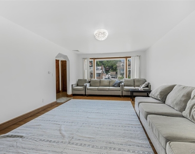 107 Hayward Street - Photo Thumbnail 4