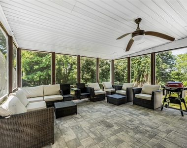 107 Hayward Street - Photo Thumbnail 12